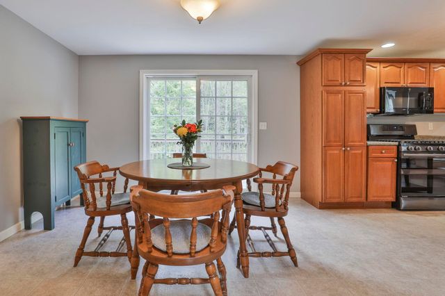 713 Raymond Road, Chester, NH 03036