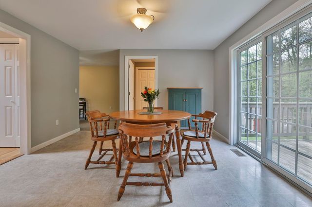 713 Raymond Road, Chester, NH 03036