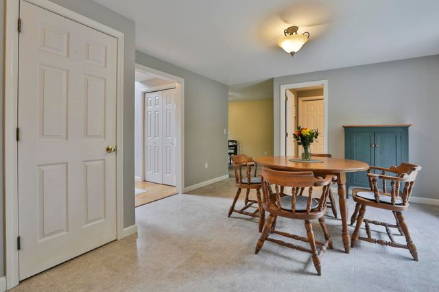 713 Raymond Road, Chester, NH 03036