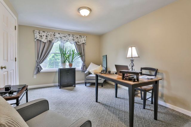 713 Raymond Road, Chester, NH 03036
