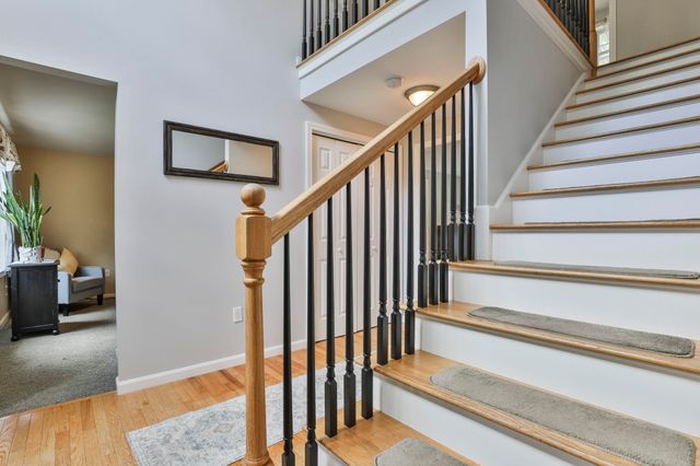 713 Raymond Road, Chester, NH 03036