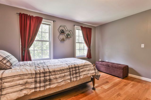 713 Raymond Road, Chester, NH 03036