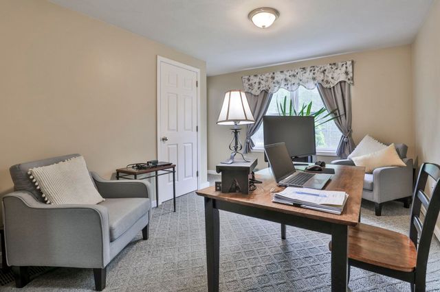 713 Raymond Road, Chester, NH 03036