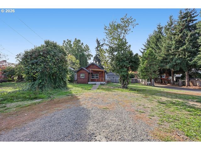140 HANSEN Ln, Eugene, OR 97404
