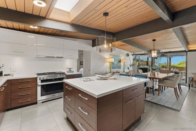 5483 Drover, San Diego, CA 92115