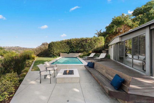 5483 Drover, San Diego, CA 92115