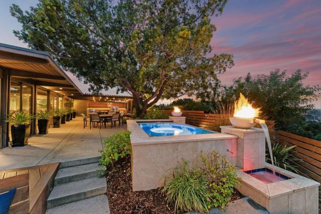 5483 Drover, San Diego, CA 92115