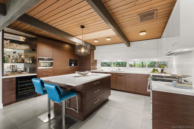 5483 Drover, San Diego, CA 92115