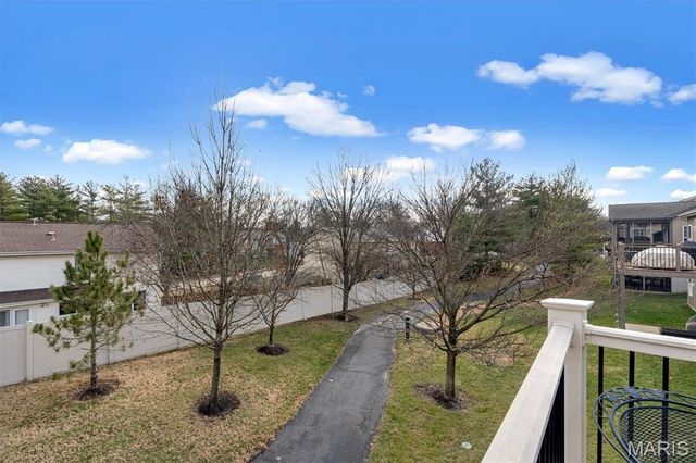 568 Trevi Lane, Ballwin, MO 63011