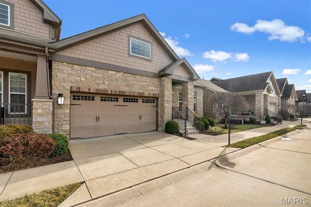 568 Trevi Lane, Ballwin, MO 63011