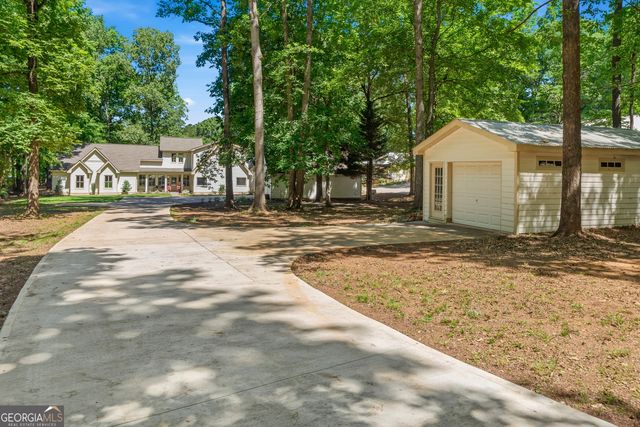 136 N Hidden Lake Drive, Eatonton, GA 31024