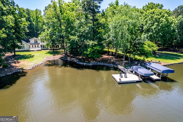 136 N Hidden Lake Drive, Eatonton, GA 31024