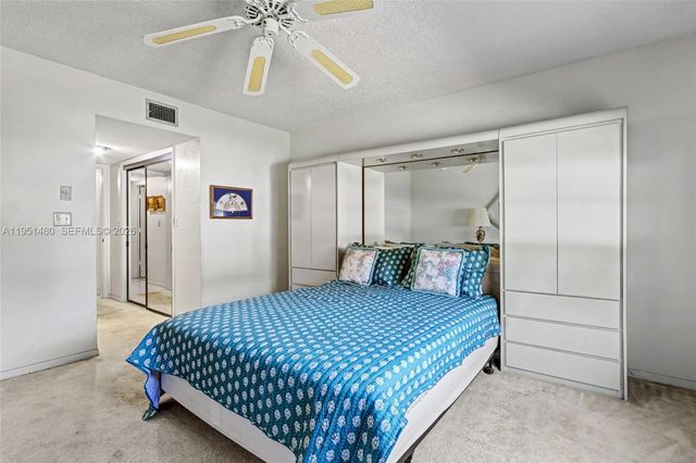 6085 N Sabal Palm Boulevard 208, Tamarac, FL 33319