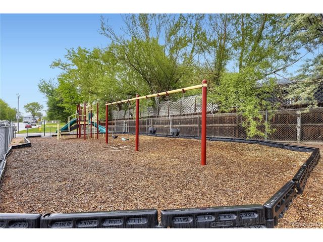 7309 W Hampden Ave 204, Lakewood, CO 80227
