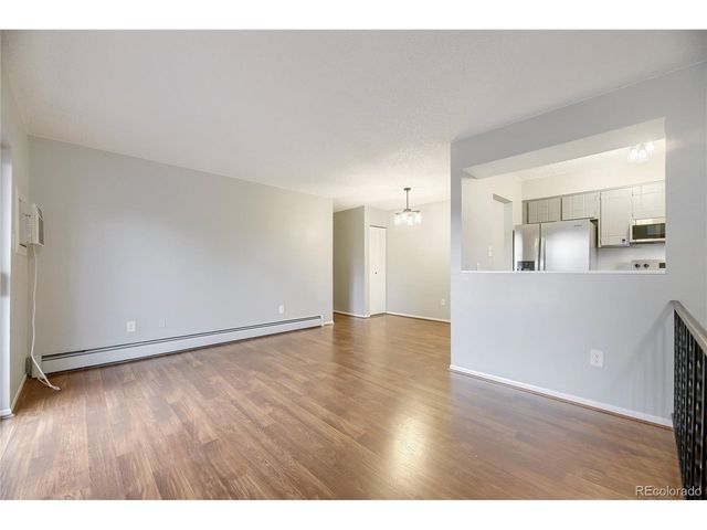 7309 W Hampden Ave 204, Lakewood, CO 80227