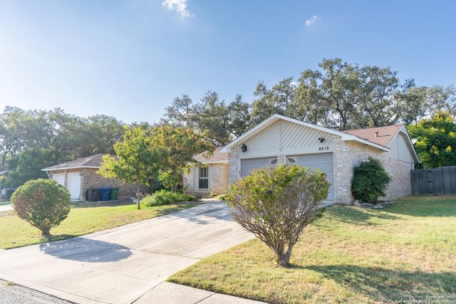 9219 Ridge Wind, San Antonio, TX 78250