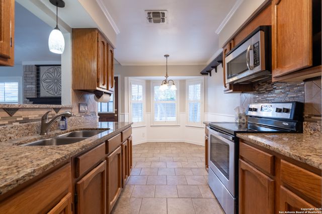 9219 Ridge Wind, San Antonio, TX 78250