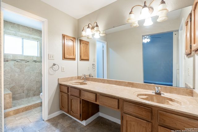 9219 Ridge Wind, San Antonio, TX 78250