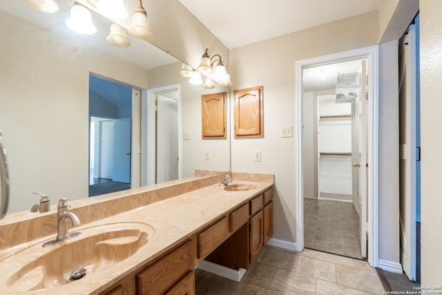 9219 Ridge Wind, San Antonio, TX 78250