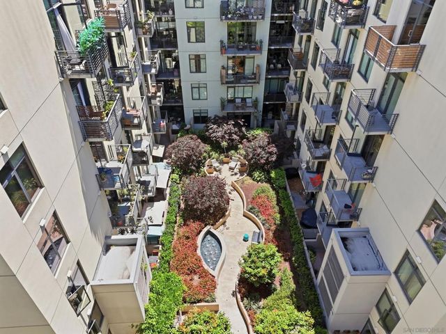 1050 Island 210, San Diego, CA 92101