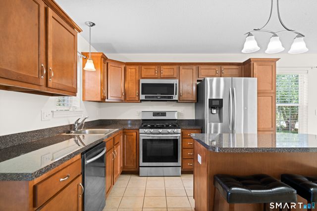 3 Steeple View Drive 3, Ellington, CT 06029