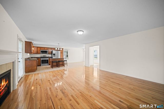 3 Steeple View Drive 3, Ellington, CT 06029