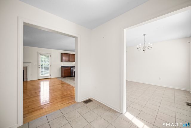3 Steeple View Drive 3, Ellington, CT 06029