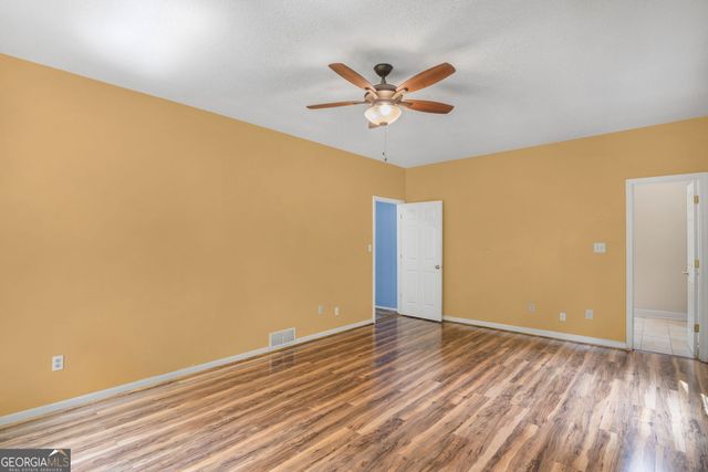 27 Tanglewood Road, Newnan, GA 30263