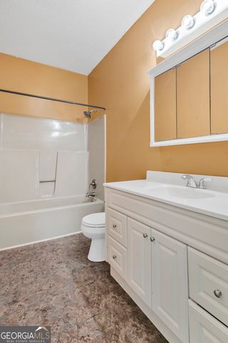 27 Tanglewood Road, Newnan, GA 30263