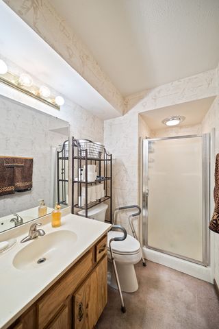 5811 36th Avenue Court 0, Moline, IL 61565