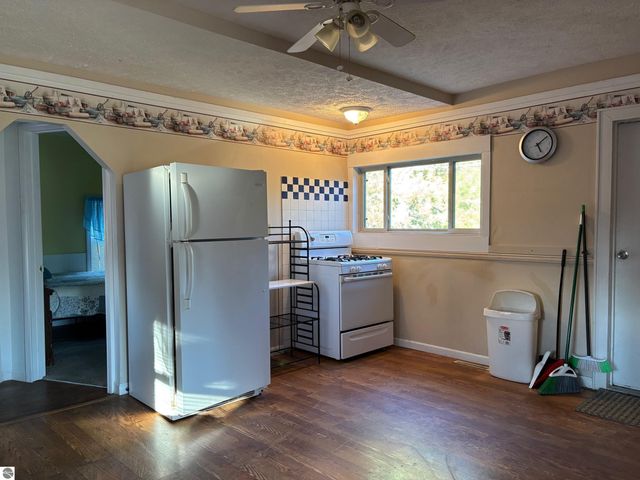 3232 E Long Lake Road, Traverse City, MI 49685