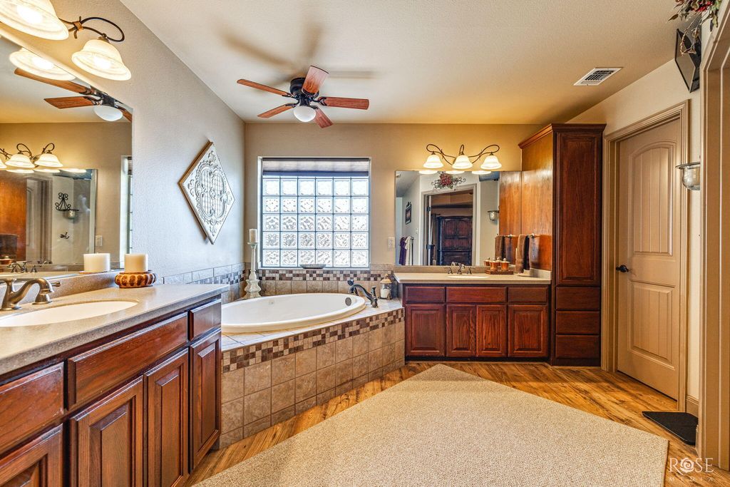 Image 19 of property listing at 11725 Little Sorrel Trail, San Angelo, TX 76904