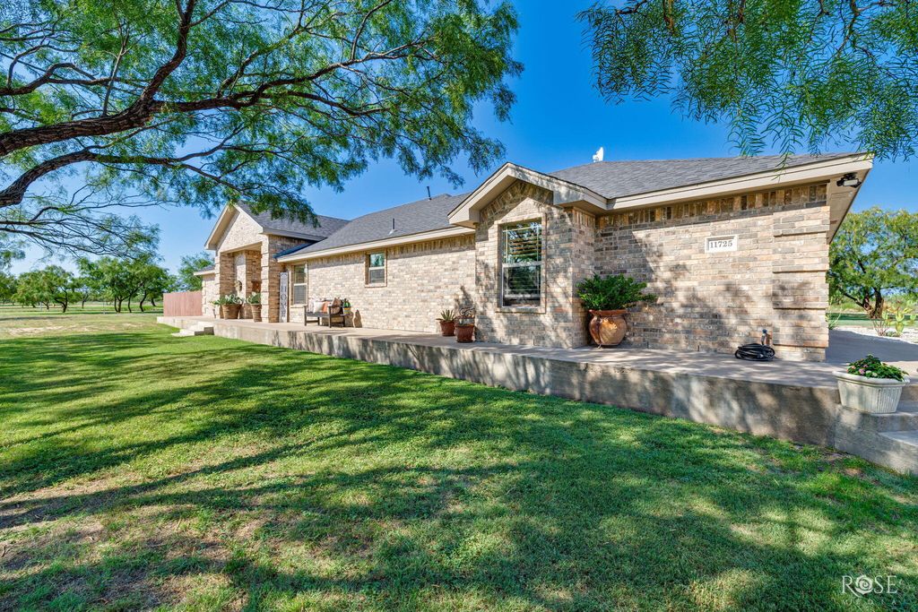 Image 3 of property listing at 11725 Little Sorrel Trail, San Angelo, TX 76904