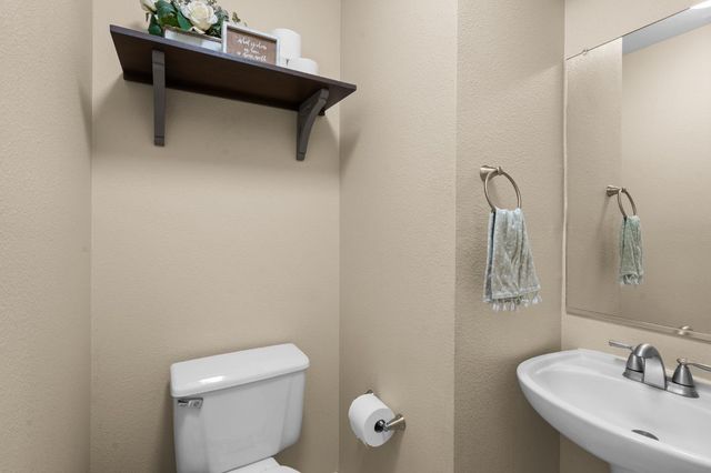1333 Oak Ridge Dr, Colfax, CA 95713