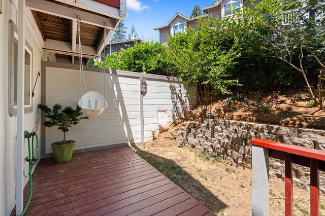 1333 Oak Ridge Dr, Colfax, CA 95713