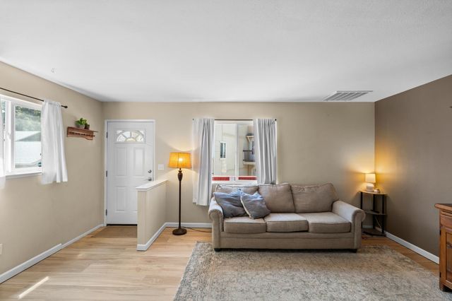 1333 Oak Ridge Dr, Colfax, CA 95713