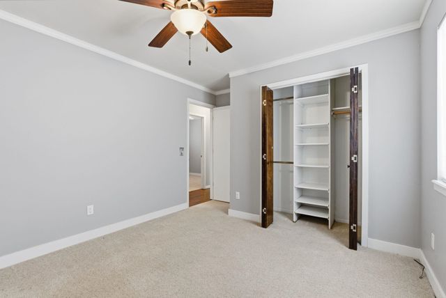 102 W Stewart Dr, Goddard, KS 67052