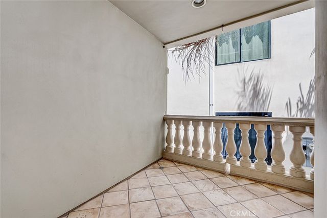 225 Rosecrans Place, Manhattan Beach, CA 90266