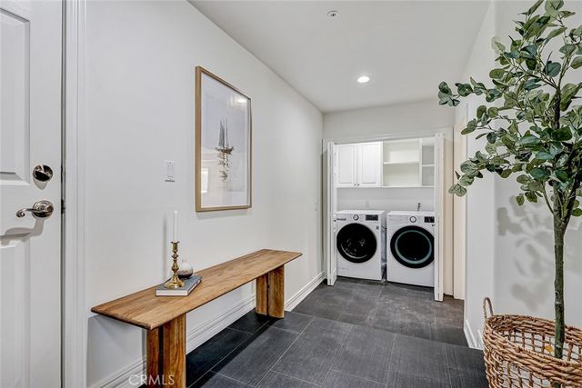 225 Rosecrans Place, Manhattan Beach, CA 90266