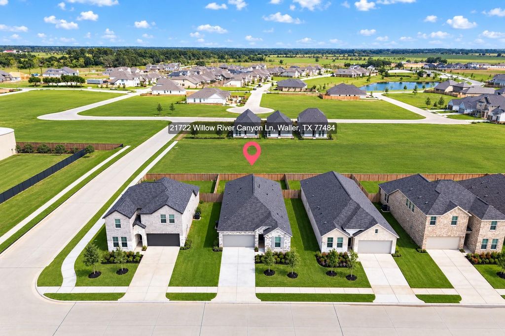 21722 Willow River Canyon Lane, Waller, TX 77484