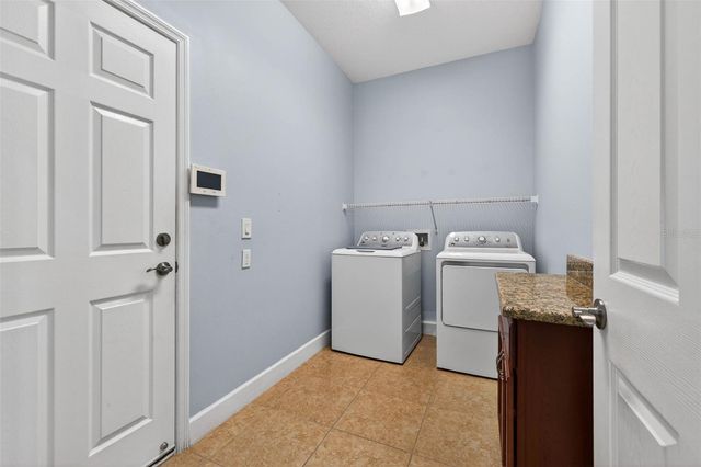 712 CHIPPER DRIVE, Sun City Center, FL 33573