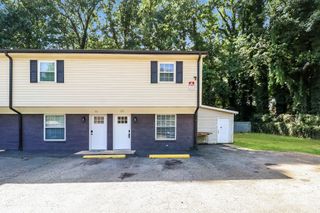 300 Holly Circle 12, Mount Holly, NC 28120