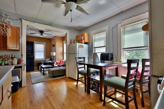 554 Mifflin Street, Madison, WI 53703