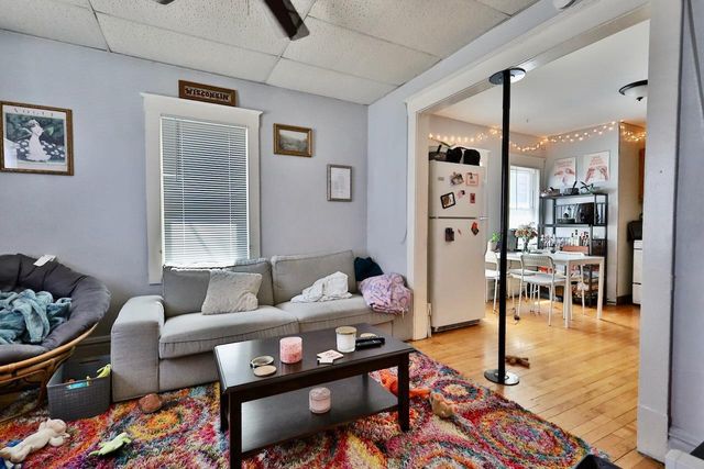 554 Mifflin Street, Madison, WI 53703