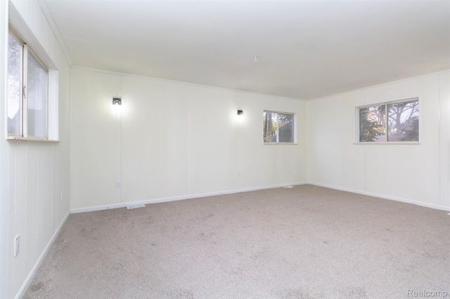 238 Oneida Street, Pontiac, MI 48341