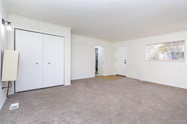 238 Oneida Street, Pontiac, MI 48341