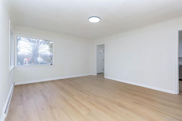 238 Oneida Street, Pontiac, MI 48341