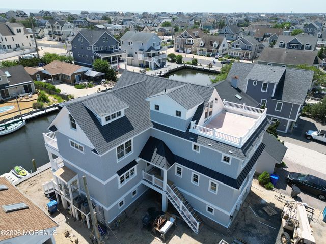 528 Lake Court, Normandy Beach, NJ 08739