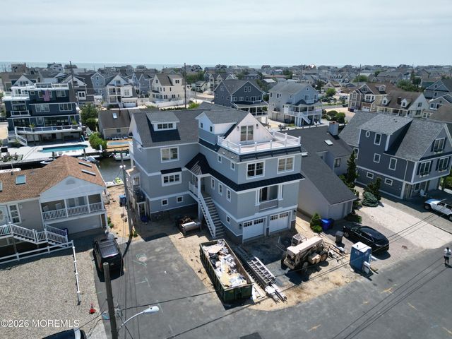 528 Lake Court, Normandy Beach, NJ 08739