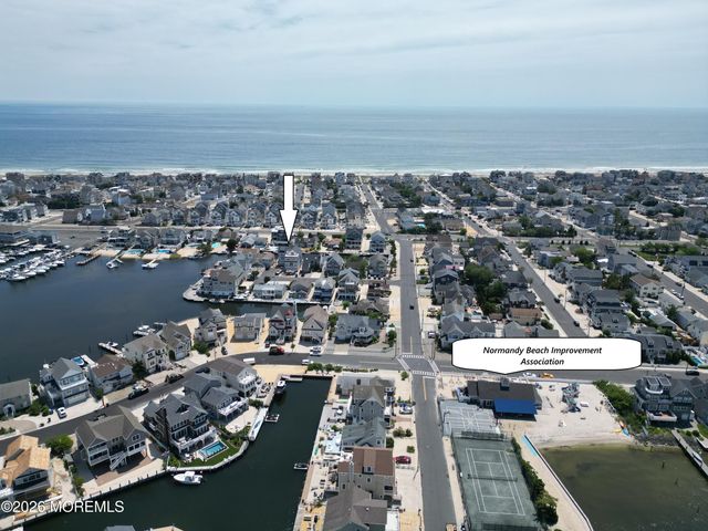 528 Lake Court, Normandy Beach, NJ 08739
